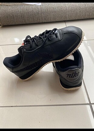 ORJİNAL NİKE CORTEZ