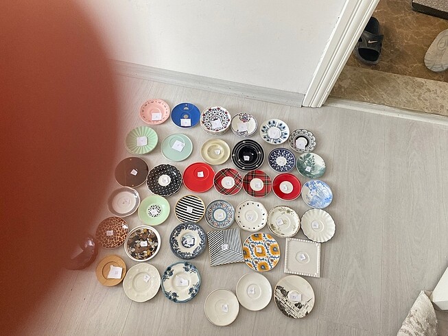 Karaca Karaca kahve fincanı tabakları