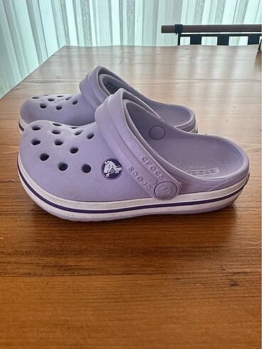 24 Beden Crocs terlik