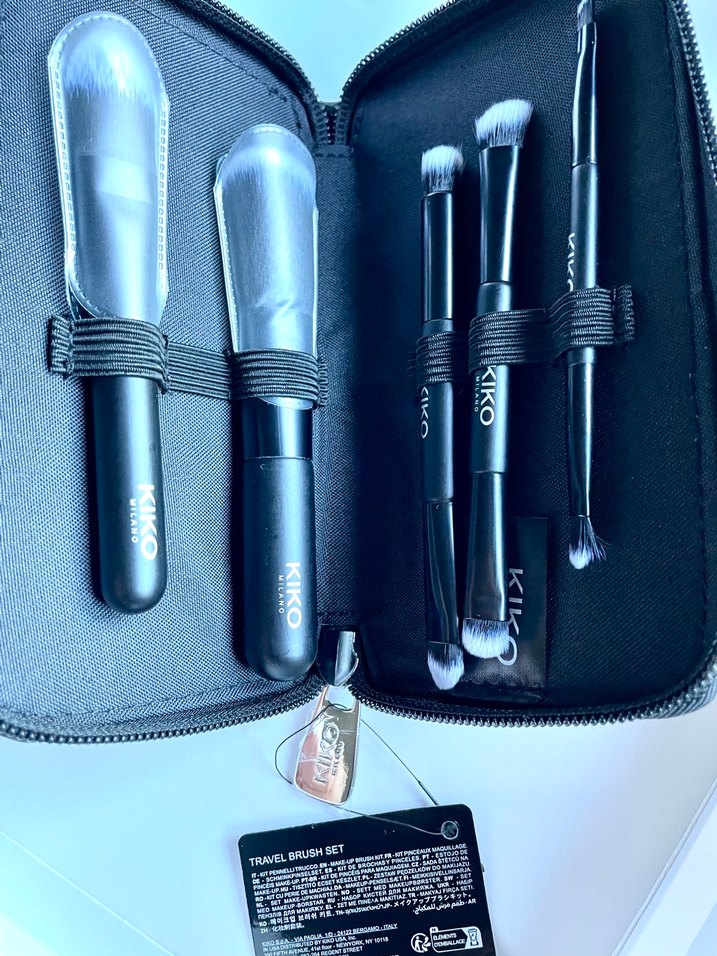 KIKO Siyah Makyaj Fırça Seti ve Kılıfı - Görsel 3
