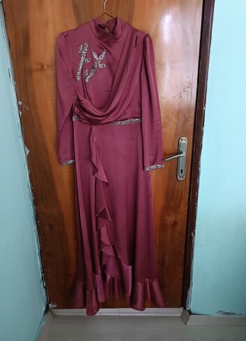 40 Beden çeşitli Renk Abiye