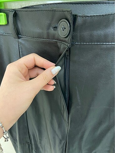 s Beden Deri bol paça pantolon