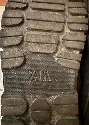 25 Beden Zara 25 Numara Bot
