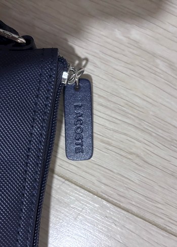 Lacoste Kadın Lacivert çanta orijinal - Görsel 3