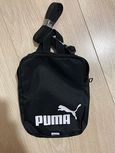  Beden Yurtdışından Puma çanta