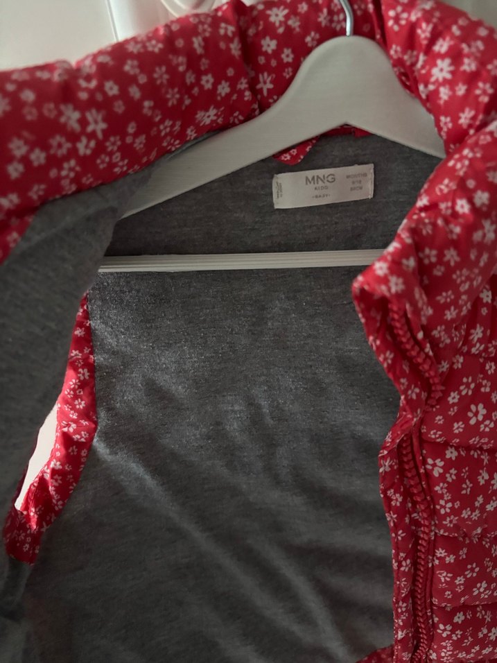 Kız Çocuk Çiçek Desenli Kırmızı Yelek - Görsel 4