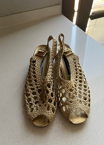 36 Beden Bej Örgü Detaylı Hasır Dolgu Topuklu Sandalet