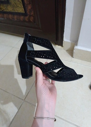 Tokalı Siyah GTopuklu Kadın Ayakkabı - Görsel 4