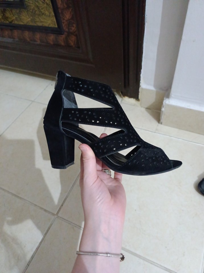 Tokalı Siyah GTopuklu Kadın Ayakkabı - Görsel 4