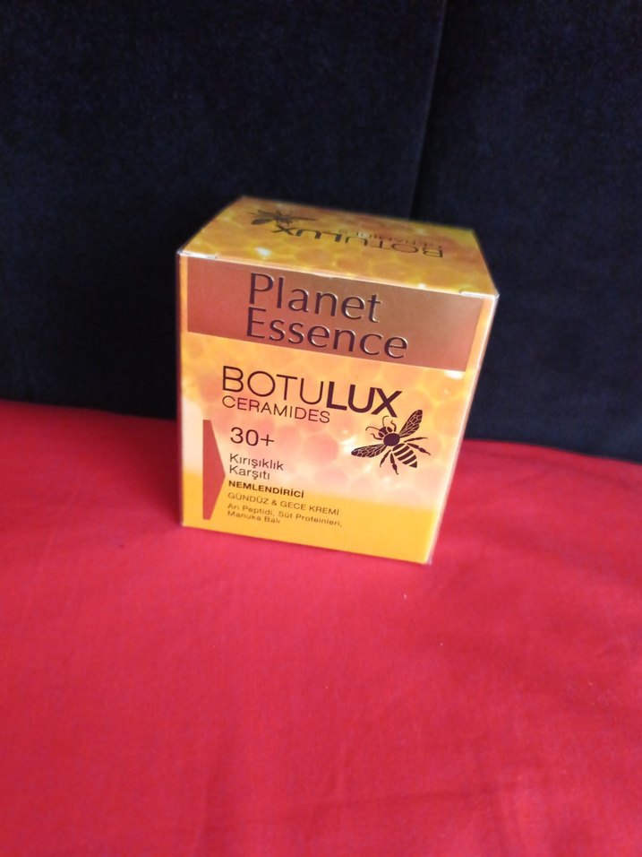 Kırışıklık Giderici Nemlendirici - Görsel 2