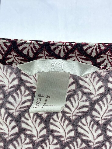 38 Beden çeşitli Renk H&M Kısa Elbise %70 İndirimli.
