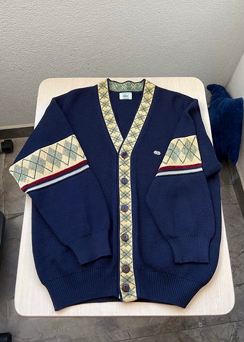 Lacoste ürünü