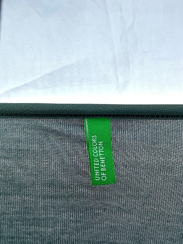s Beden çeşitli Renk Benetton Bluz %70 İndirimli.