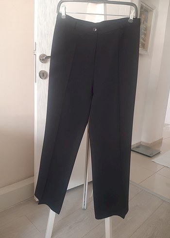 Siyah Pilili Kadın Kumaş Pantolon - Görsel 2