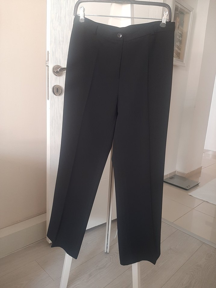 Siyah Pilili Kadın Kumaş Pantolon - Görsel 2