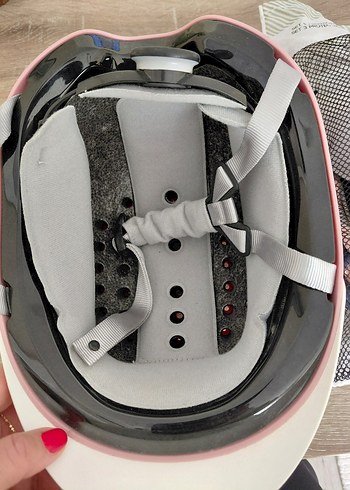 Pembe Mini Delikli Kask ve Aksesuar Çantası - Görsel 3