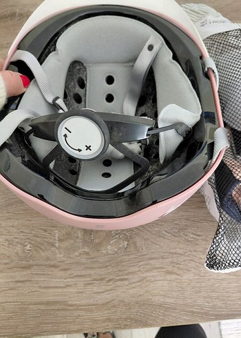 Pembe Mini Delikli Kask ve Aksesuar Çantası - Görsel 2