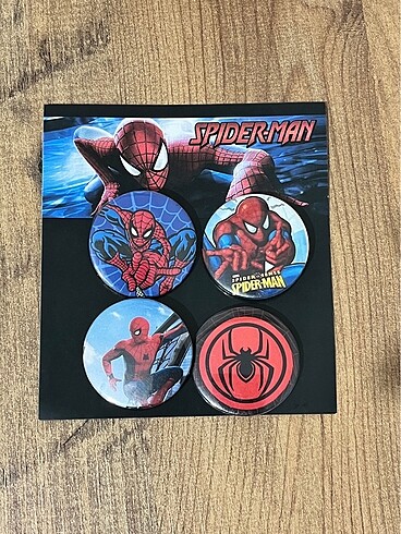 spider man örümcek adam marvel rozet