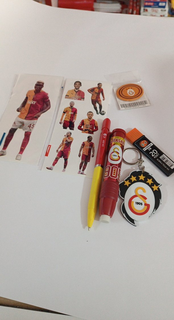 Galatasaray Temalı Erkek Aksesuar Seti - Görsel 4