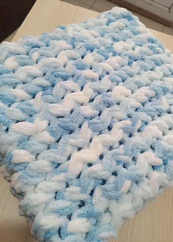 Pastel Mavi Örgü Çocuk Battaniyesi - Görsel 5