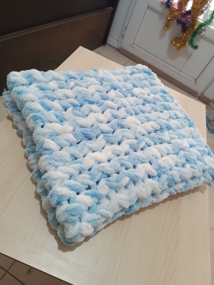 Pastel Mavi Örgü Çocuk Battaniyesi - Görsel 2