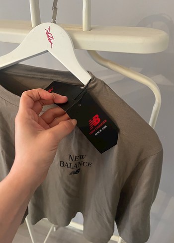 s Beden haki Renk Orginal New Balance Kadın tshirt