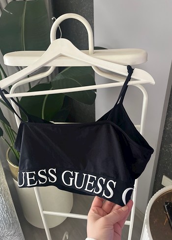 Siyah Baskılı Guess Spor Sütyeni