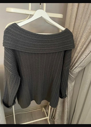 Gri Triko Kayık Yaka Salaş Kadın Kazak - Görsel 2