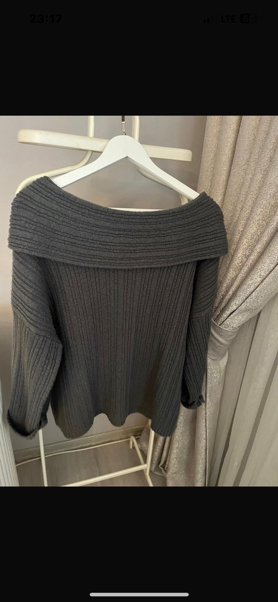 Gri Triko Kayık Yaka Salaş Kadın Kazak - Görsel 2