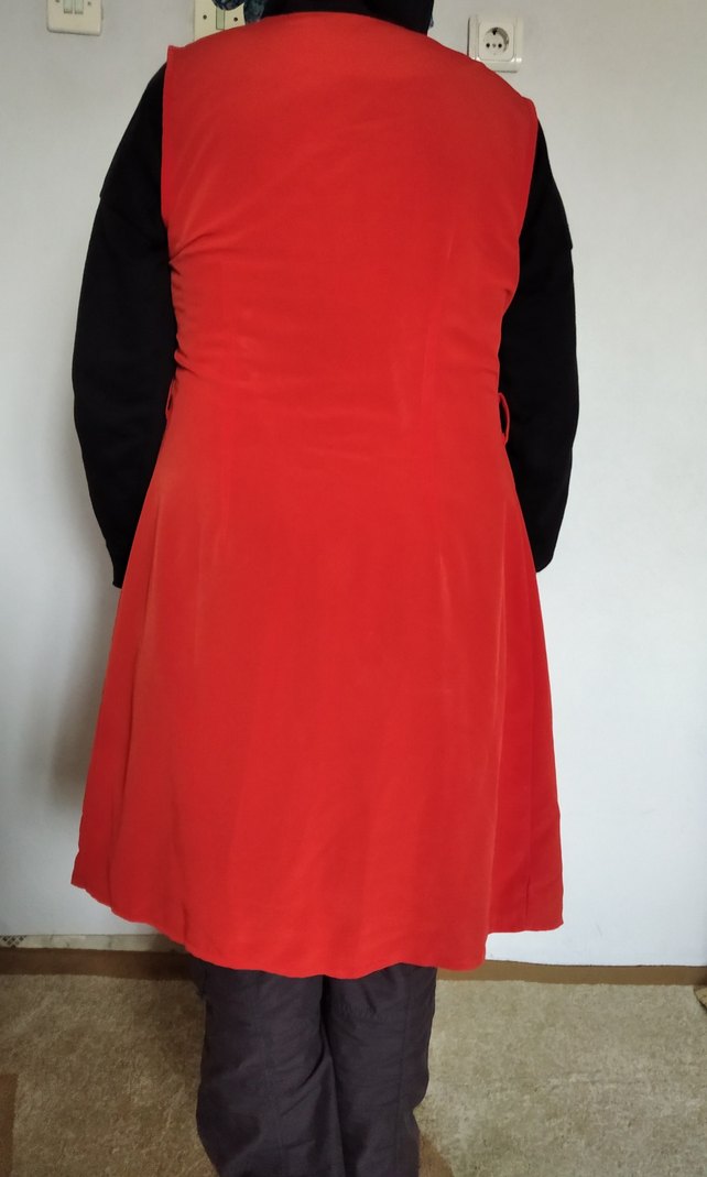 Kırmızı V Yaka Kolsuz yelek - Görsel 3