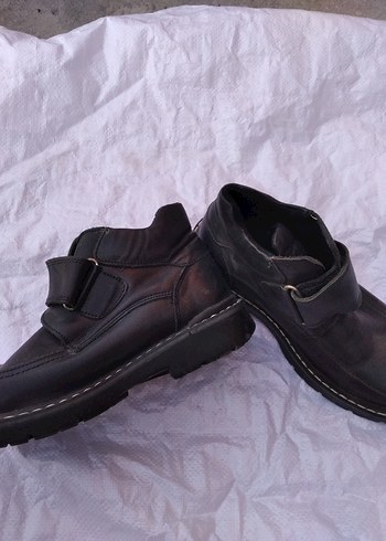 Erkek Çocuk Siyah Lastik Toka Detaylı Ayakkabı - Görsel 2