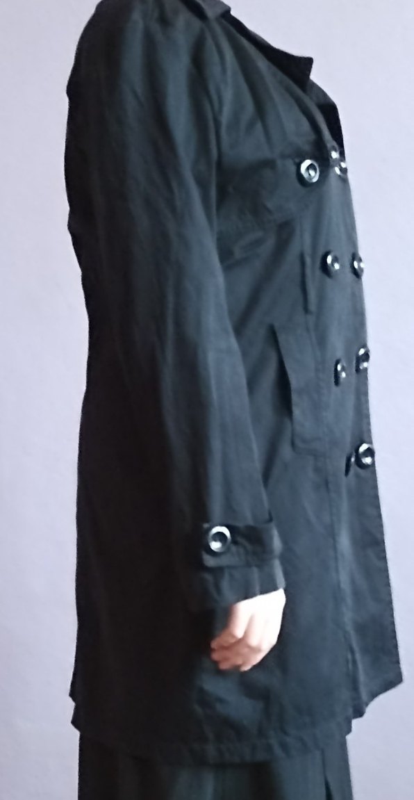 Siyah Düğmeli Uzun Kadın mont - Görsel 3