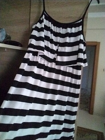 xl Beden çeşitli Renk Askılı siyah beyaz elbise 