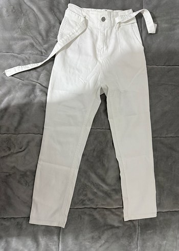 Kadın Beyaz Pamuklu Kemerli Kumaş Pantolon - Görsel 2