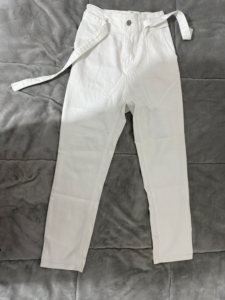 Kadın Beyaz Pamuklu Kemerli Kumaş Pantolon - Görsel 2