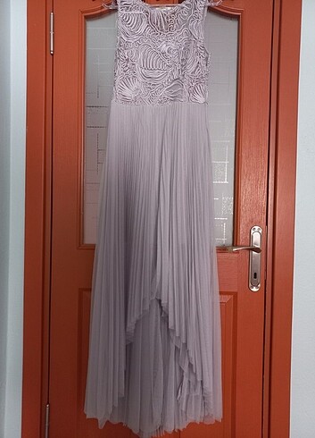 Özel gün ve gece elbisesi