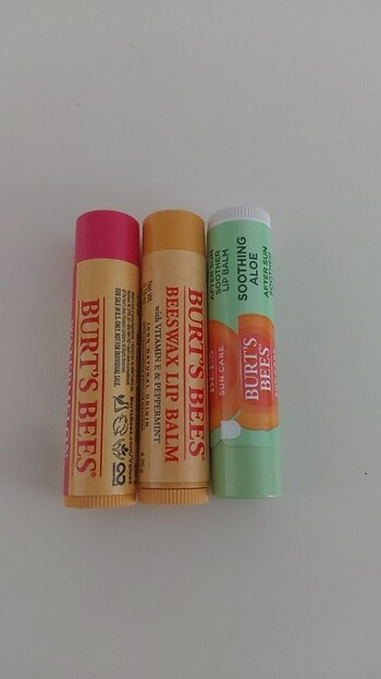 Burt's Bees dudak nemlendiricisi