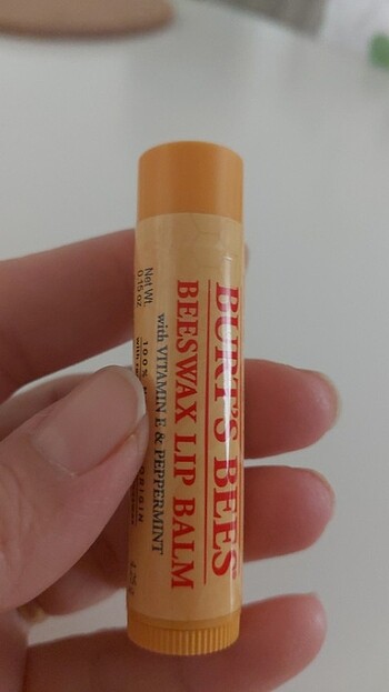 Beden Renk Burt's Bees dudak nemlendiricisi