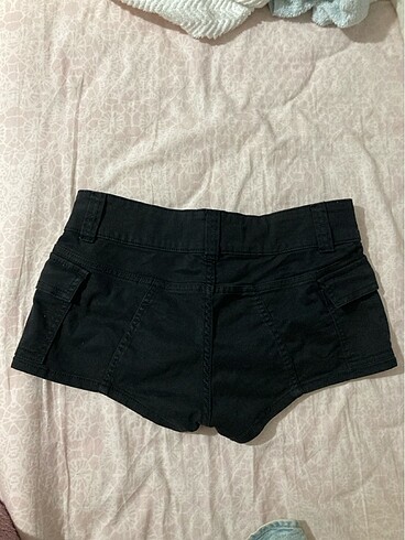 xs Beden Bershka siyah kot şort