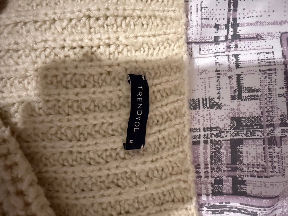 Trendyolmilla Kadın Beyaz Örgü Mini Hırka M beden - Görsel 4