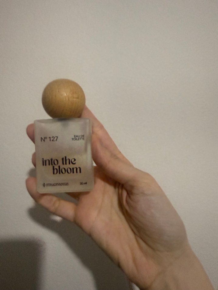 Stradivarius Into The Bloom Kadın Parfümü 30ml - Görsel 3