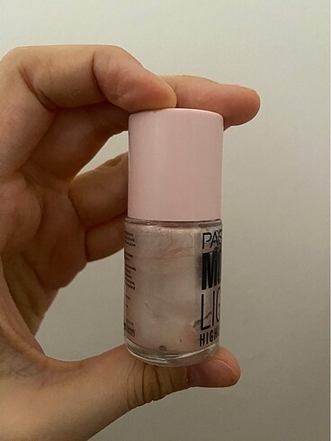 Sephora Pastel highlighter