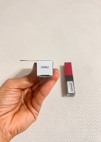 Koyu kahve kaş boyası tattoo - Görsel 2