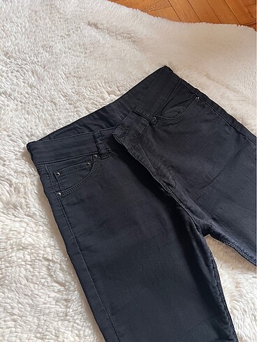 32 Beden Siyah pantolon