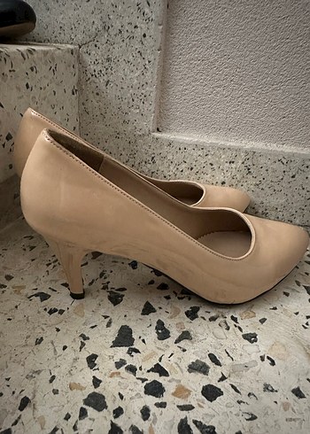 Bej Stiletto Topuklu Kadın Ayakkabı - Görsel 2