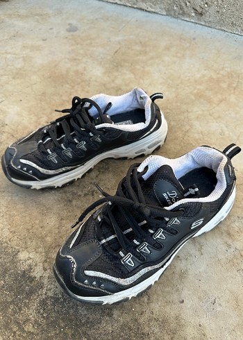 Bağcıklı Kadın Spor Ayakkabısı - Görsel 2