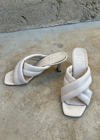 Bej Kadın Topuklu Terlik - Görsel 2