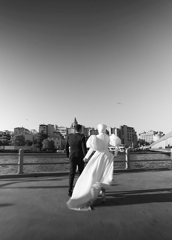 House Of Zarif Uzun Kollu Beyaz A Kesim Gelinlik - Görsel 3