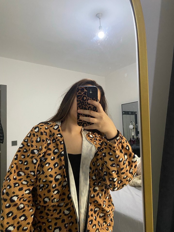 Leopar Desenli Kadın Midi Ceket - Görsel 2