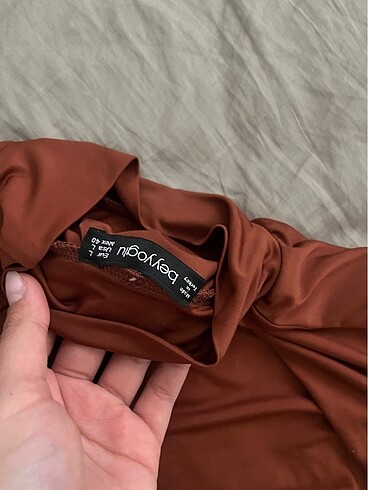 Beyoğlu Butik Beyyoğlu kiremit sırt dekolte crop top